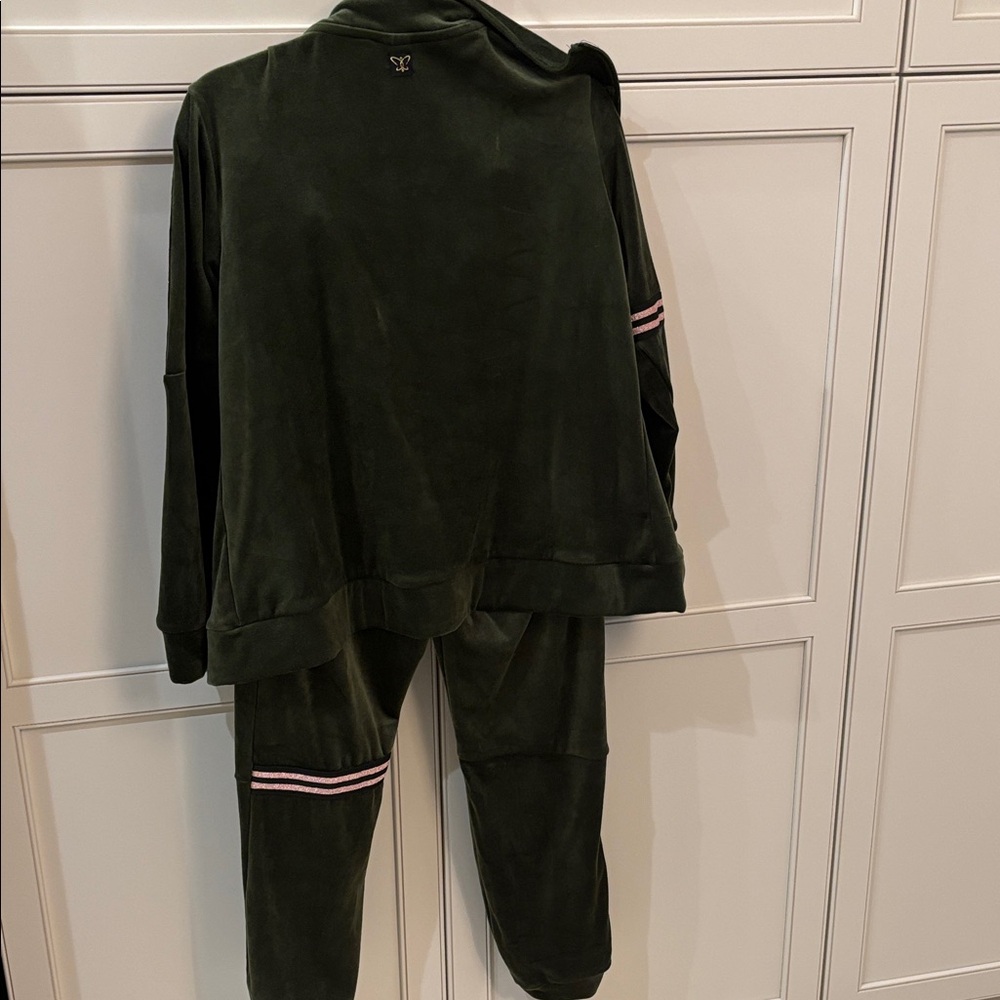 Lala Ali Tracksuit and joggers set.L Olive velour - Picture 5 of 5